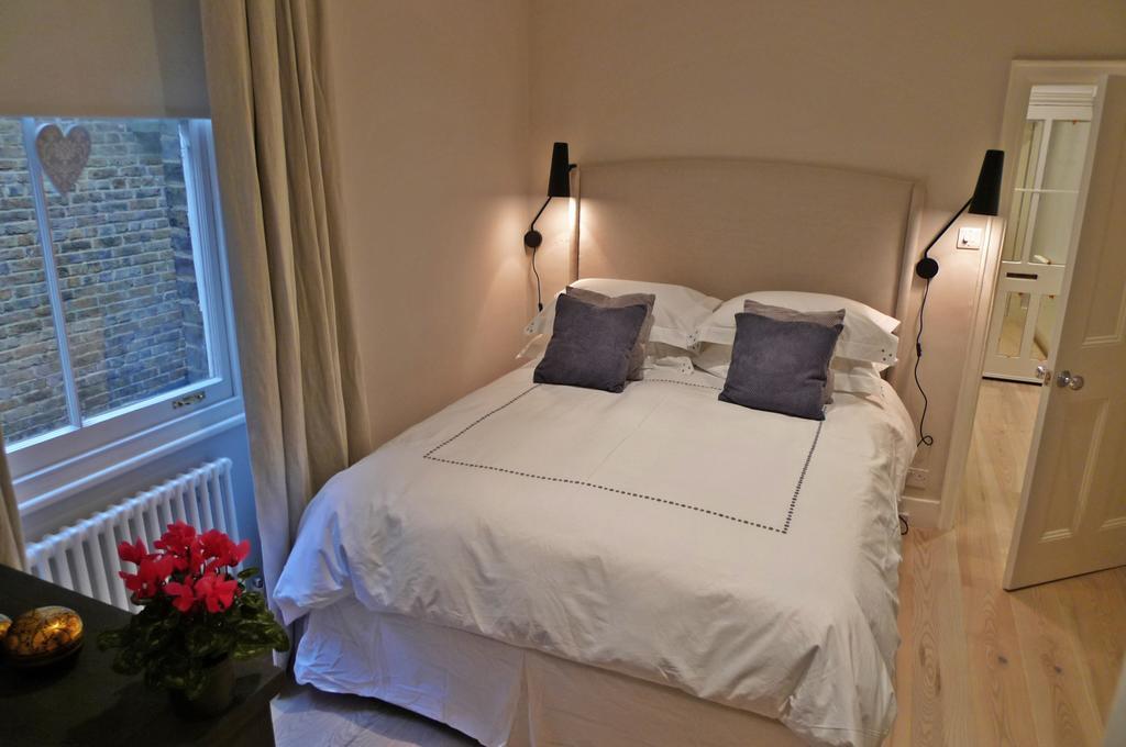 Sparkling Apartment In Kensington Olympia Londýn Exteriér fotografie